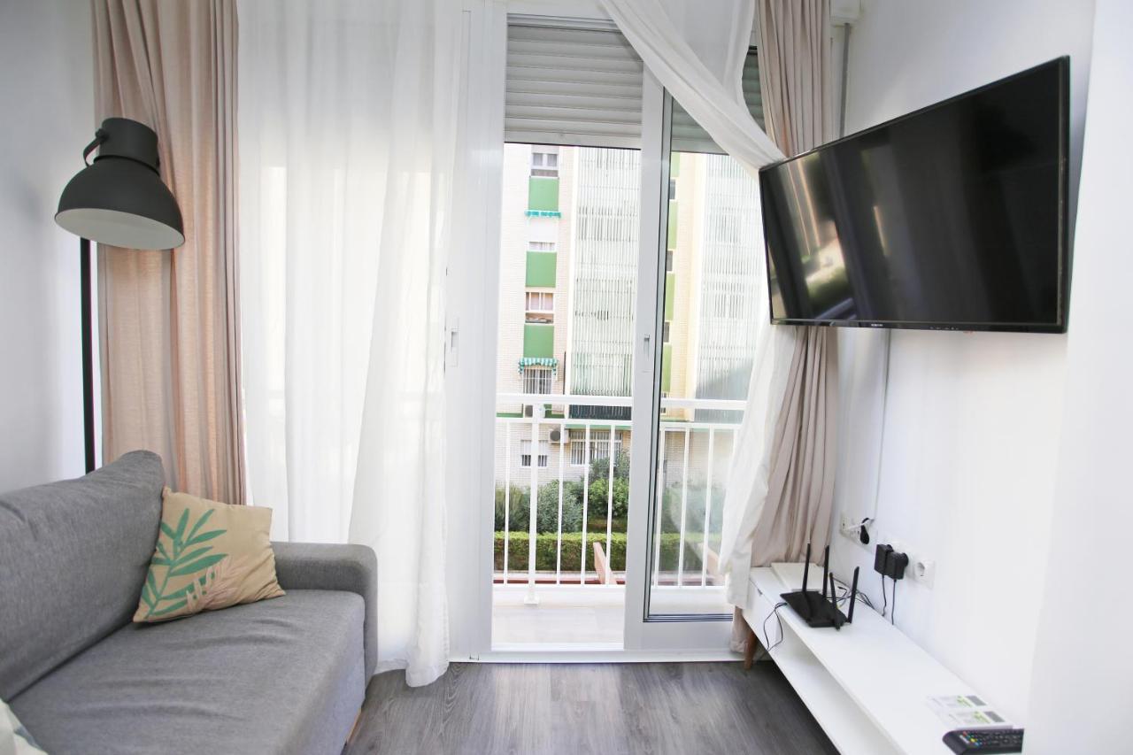 Apartamento En Calle Mendoza - Zona Huelin & 300 Mts De La Playa Málaga Exterior foto
