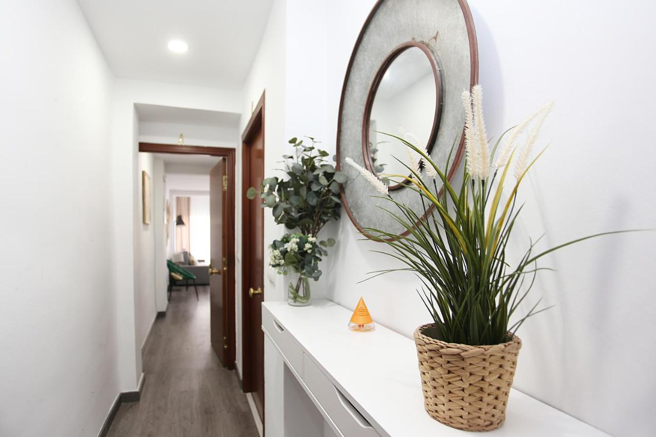 Apartamento En Calle Mendoza - Zona Huelin & 300 Mts De La Playa Málaga Exterior foto
