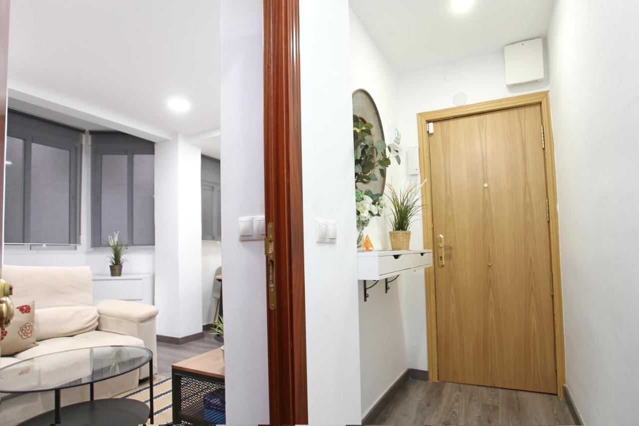 Apartamento En Calle Mendoza - Zona Huelin & 300 Mts De La Playa Málaga Exterior foto